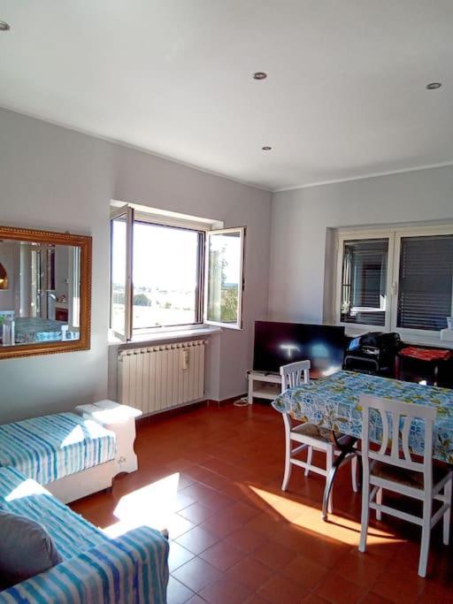 Appartamento Luminosissimo Con Vista Panoramica Marina di Cerveteri Eksteriør bilde